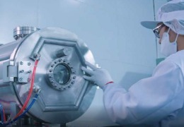 真空電機在光學鍍膜設備中的應用